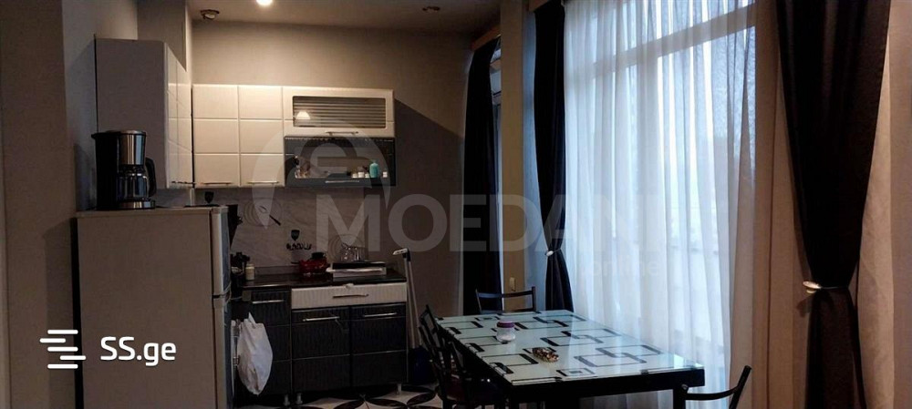 იყიდება 2 ოთახიანი ბინას 46მ² 4/5 სართ თბილისი - photo 1