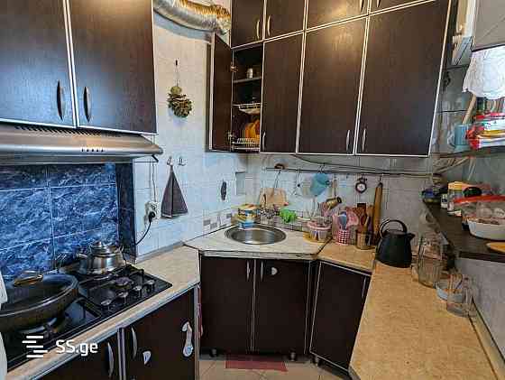 Продам 4-комн. квартиру 100м² 9/9 эт. Тбилиси