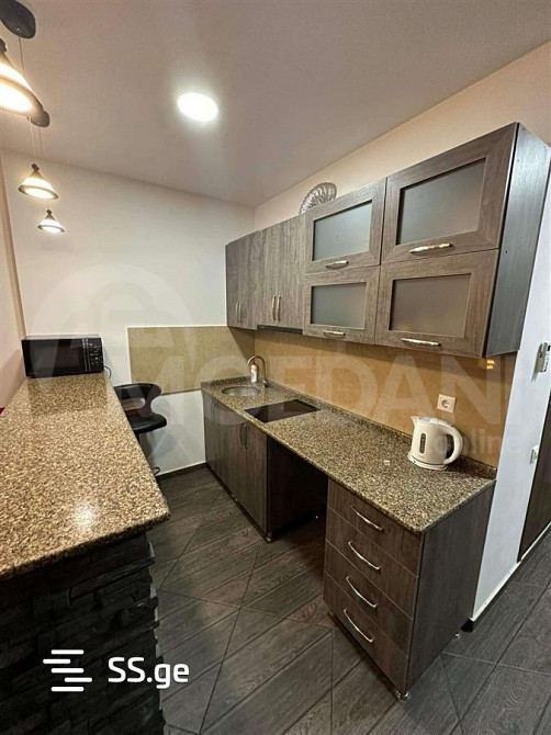 ქირავდება 2 ოთახიანი ბინა 40მ² 15/20 სართ თბილისი - photo 4