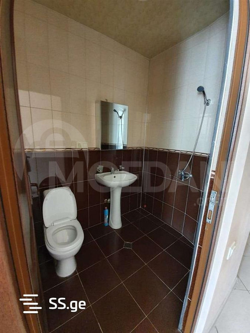 ქირავდება 2 ოთახიანი ბინა 40მ² 14/15 სართ თბილისი - photo 4