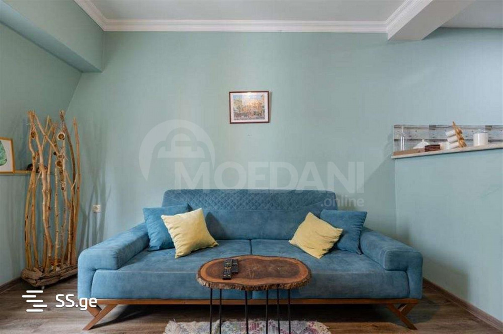 ქირავდება 3 ოთახიანი ბინა 90მ² 5/5 სართ თბილისი - photo 1