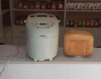 Большой выбор новых и б/у хлебобулочных изделий. Тбилиси