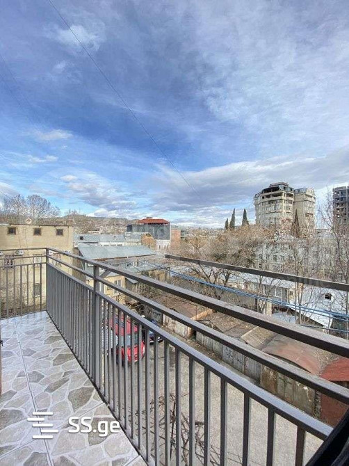 Продам 2-комн. квартиру 46м² 3/5 эт. Тбилиси - изображение 1