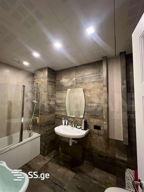 Продам 5-комн. квартиру 220м² 5/6 эт. Тбилиси - изображение 4