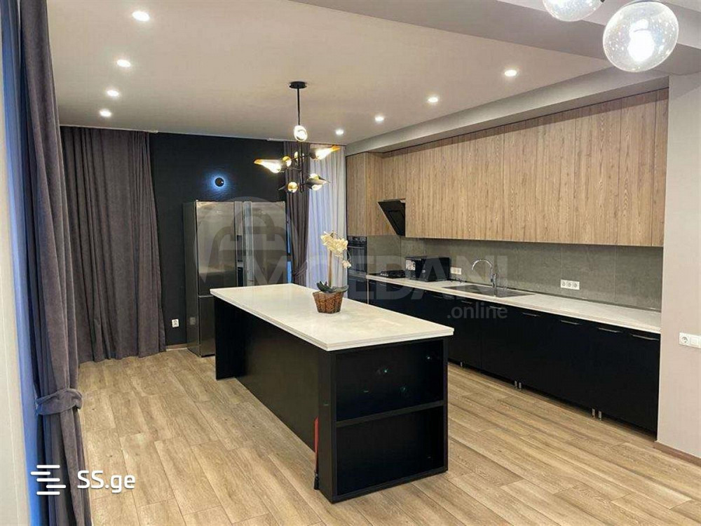 House for sale 500м² Tbilisi - photo 1