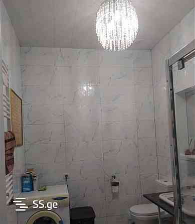 Продам 5-комн. квартиру 300м² 2/2 эт. Тбилиси