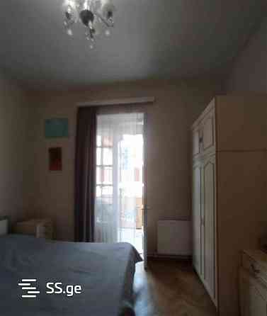 Продам 5-комн. квартиру 300м² 2/2 эт. Тбилиси