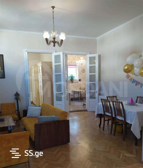 Продам 5-комн. квартиру 300м² 2/2 эт. Тбилиси - изображение 1