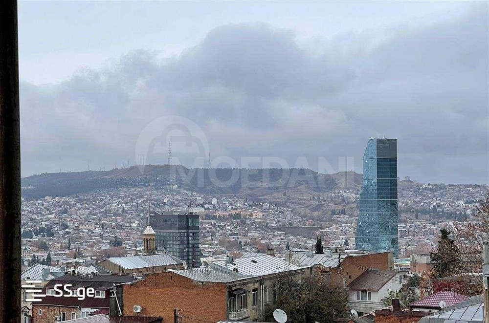 Продам 5-комн. квартиру 200м² 3/3 эт. Тбилиси - изображение 5