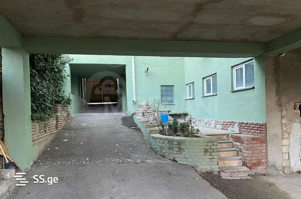 Продам 5-комн. квартиру 200м² 3/3 эт. Тбилиси - изображение 3