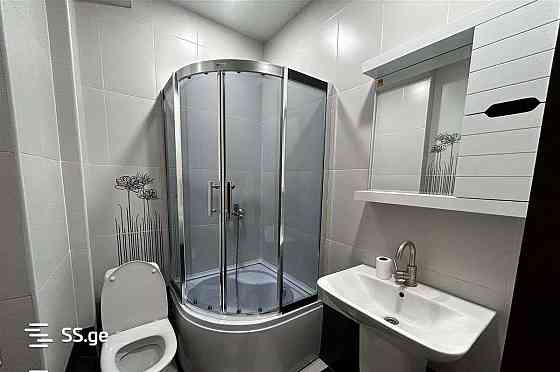 Продам 4-комн. квартиру 150м² 7/9 эт. Тбилиси