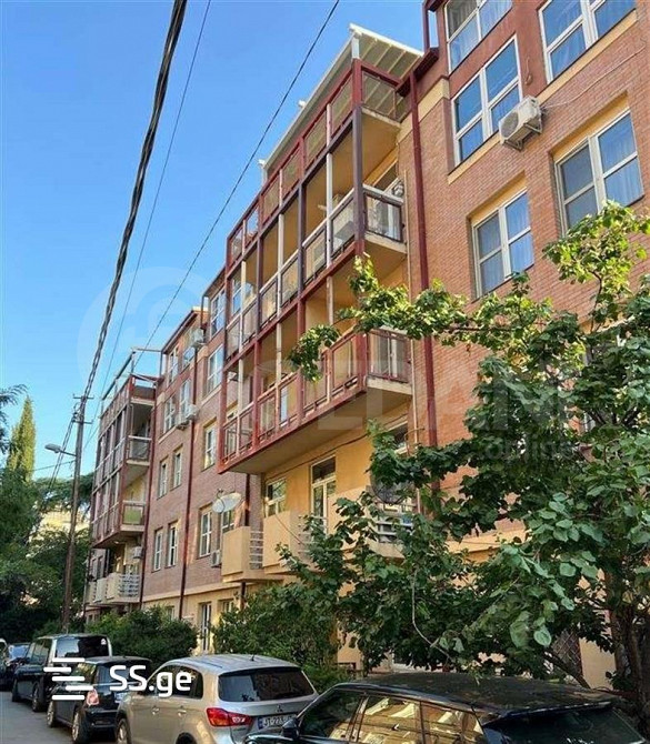 იყიდება 2 ოთახიანი ბინას 80მ² 2/4 სართ თბილისი - photo 5