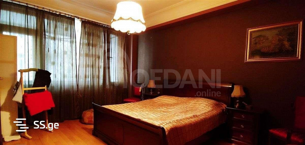 იყიდება 4 ოთახიანი ბინას 220მ² 7/10 სართ თბილისი - photo 2