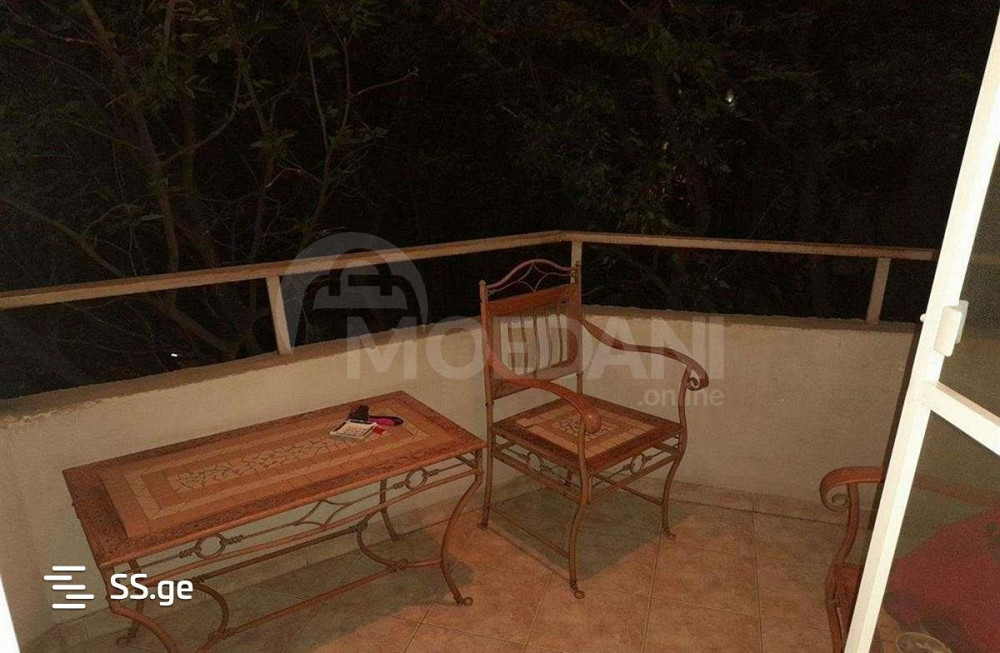 იყიდება 3 ოთახიანი ბინას 130მ² 4/7 სართ თბილისი - photo 3