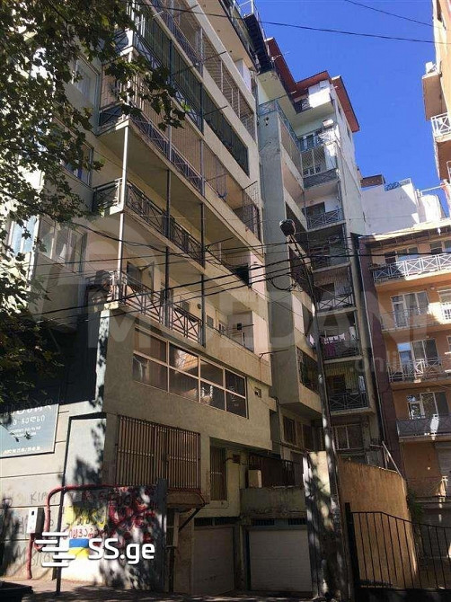 იყიდება 3 ოთახიანი ბინას 92მ² 2/10 სართ თბილისი - photo 1