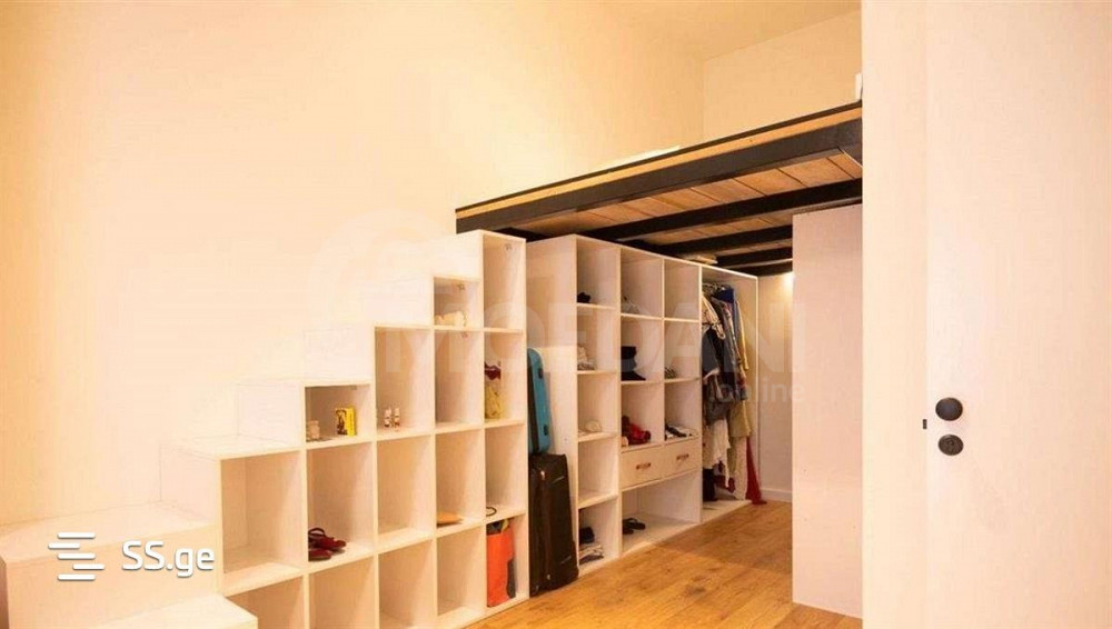 იყიდება 5 ოთახიანი ბინას 170მ² 3/3 სართ თბილისი - photo 2