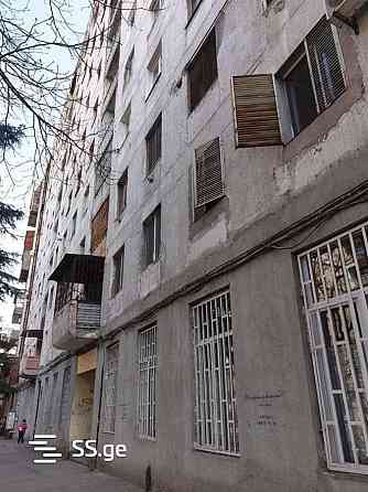 Продам 5-комн. квартиру 130м² 4/8 эт. Тбилиси