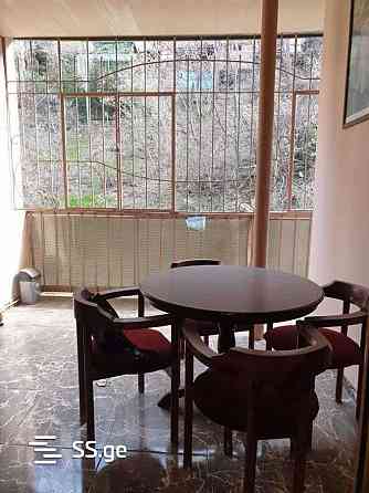 Продам 5-комн. квартиру 130м² 4/8 эт. Тбилиси