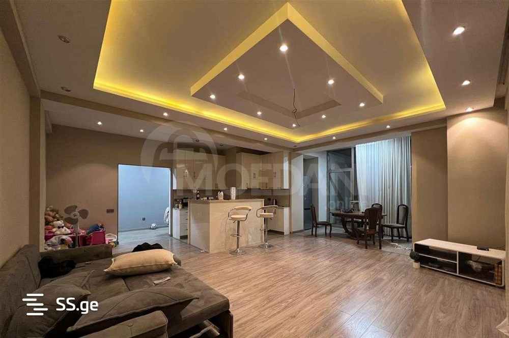 იყიდება 4 ოთახიანი ბინას 160მ² 6/17 სართ თბილისი - photo 1