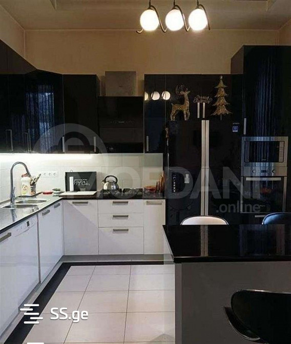 Продам 5-комн. квартиру 155м² 3/4 эт. Тбилиси - изображение 6