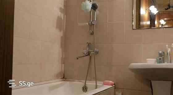 Продам 5-комн. квартиру 182м² 5/5 эт. Тбилиси