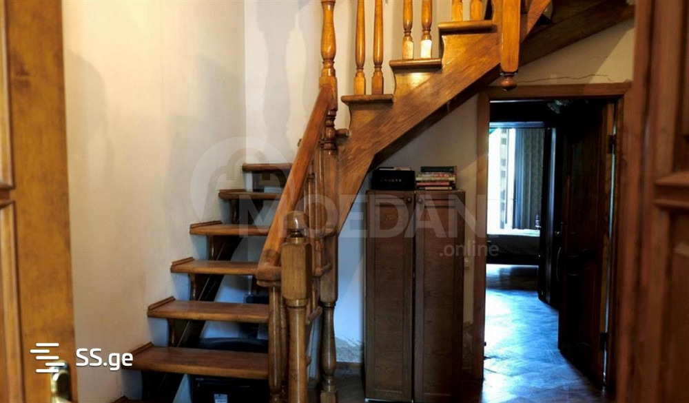 იყიდება 5 ოთახიანი ბინას 182მ² 5/5 სართ თბილისი - photo 7