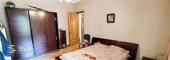 Продам 4-комн. квартиру 180м² 4/5 эт. Тбилиси