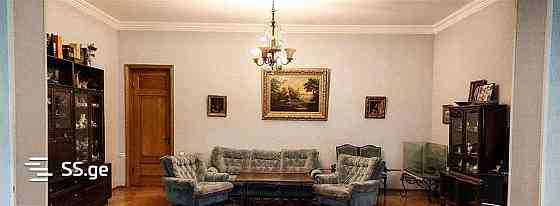 Продам 4-комн. квартиру 180м² 4/5 эт. Тбилиси