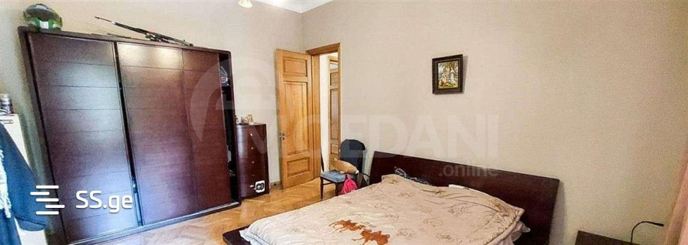 იყიდება 4 ოთახიანი ბინას 180მ² 4/5 სართ თბილისი - photo 2