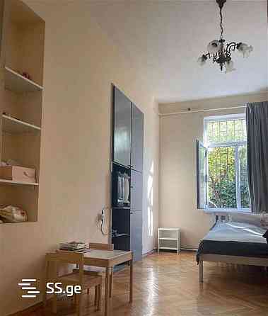 Продам 4-комн. квартиру 135м² 1/2 эт. Тбилиси