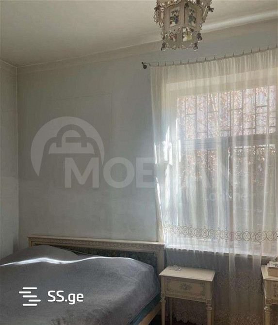 იყიდება 4 ოთახიანი ბინას 135მ² 1/2 სართ თბილისი - photo 5