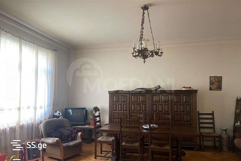 იყიდება 4 ოთახიანი ბინას 135მ² 1/2 სართ თბილისი - photo 4