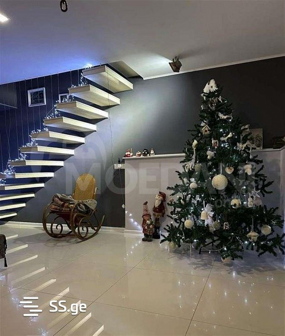 იყიდება 5 ოთახიანი ბინას 150მ² 1/8 სართ თბილისი - photo 1