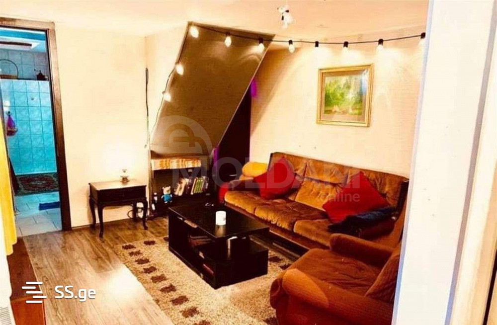 Продам 4-комн. квартиру 74м² 1/3 эт. Тбилиси - изображение 1