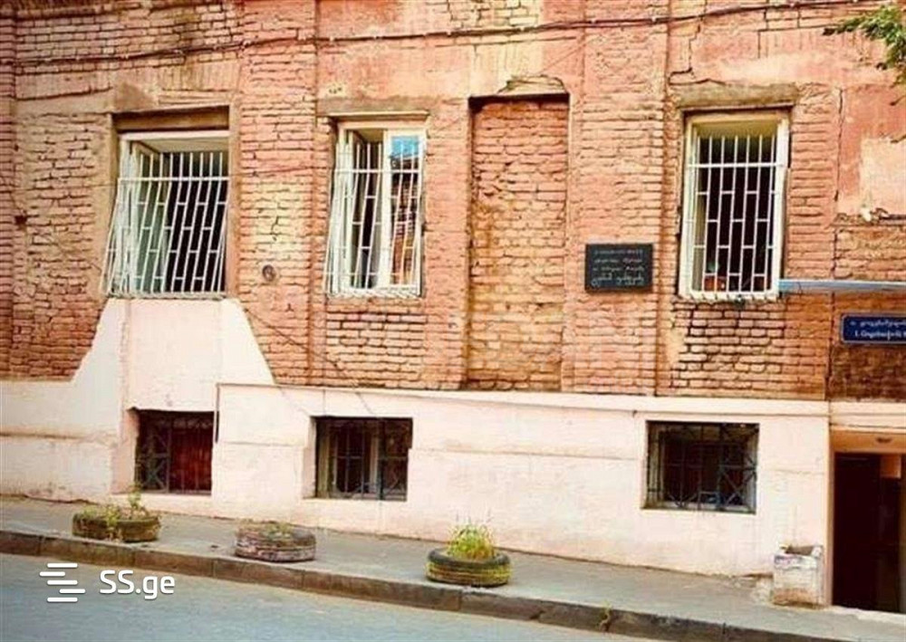 Продам 4-комн. квартиру 74м² 1/3 эт. Тбилиси - изображение 6