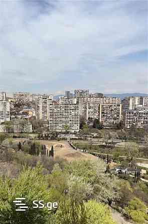 Продам 4-комн. квартиру 151м² 7/14 эт. Тбилиси