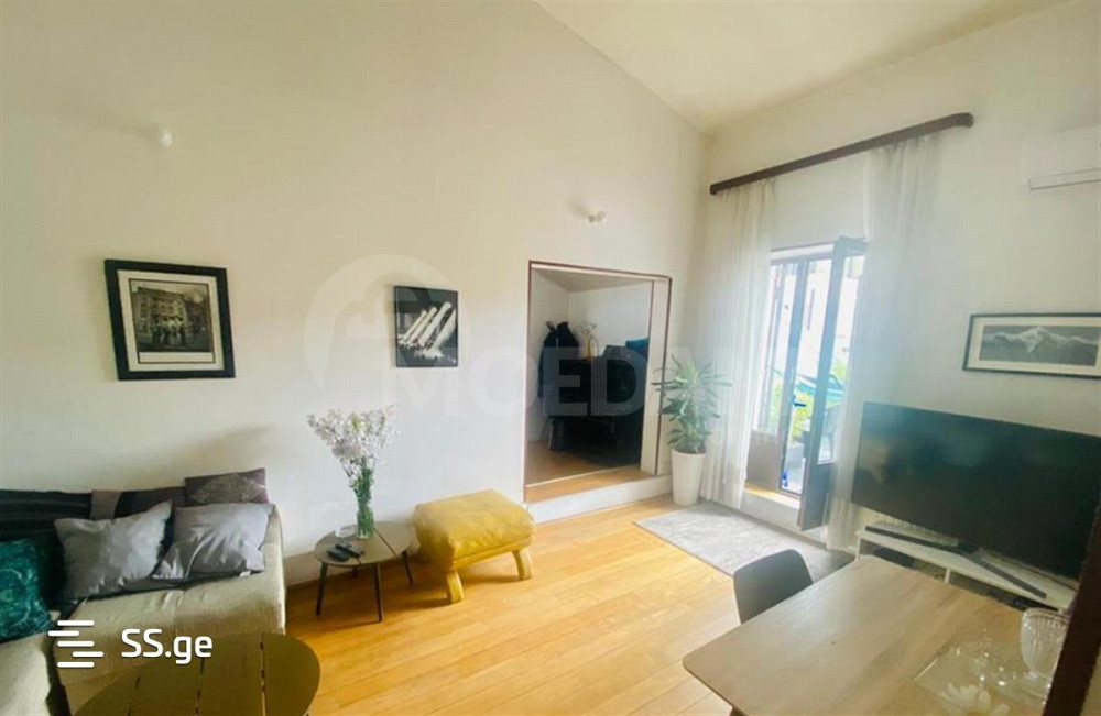 იყიდება 2 ოთახიანი ბინას 90მ² 4/4 სართ თბილისი - photo 4