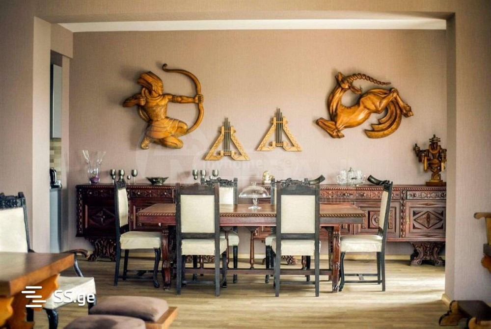 იყიდება 4 ოთახიანი ბინას 200მ² 8/16 სართ თბილისი - photo 1