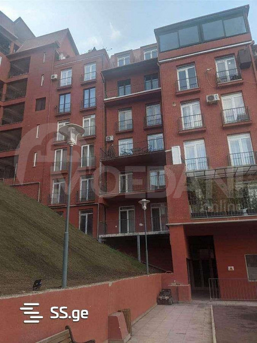 იყიდება 3 ოთახიანი ბინას 120მ² 5/6 სართ თბილისი - photo 1