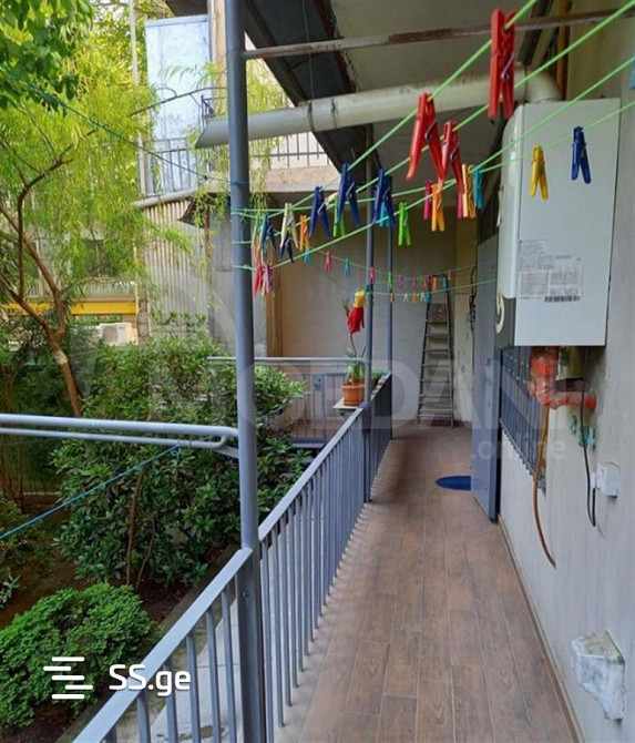 Продам 7+-комн. квартиру 230м² 1/3 эт. Тбилиси - изображение 5