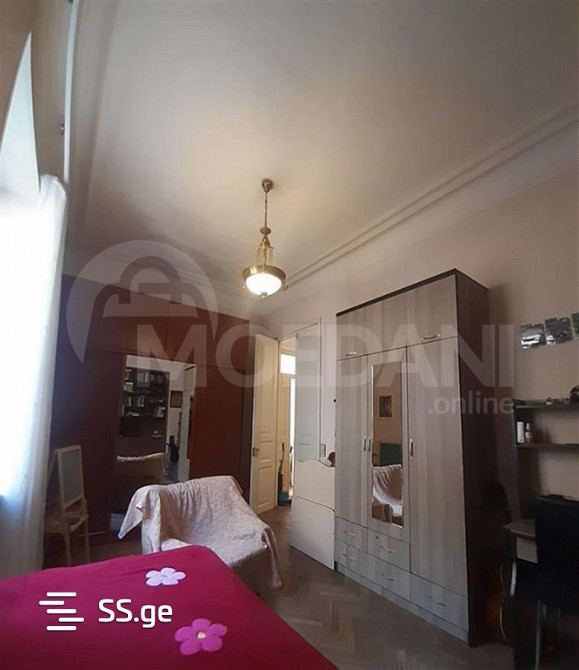 Продам 4-комн. квартиру 315м² 2/4 эт. Тбилиси - изображение 1