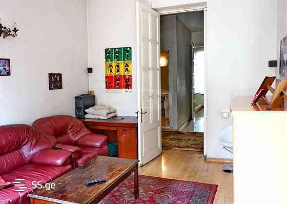 Apartments For Sale five-room 248м² 3/3 floor Tbilisi