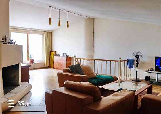 Apartments For Sale five-room 248м² 3/3 floor Tbilisi