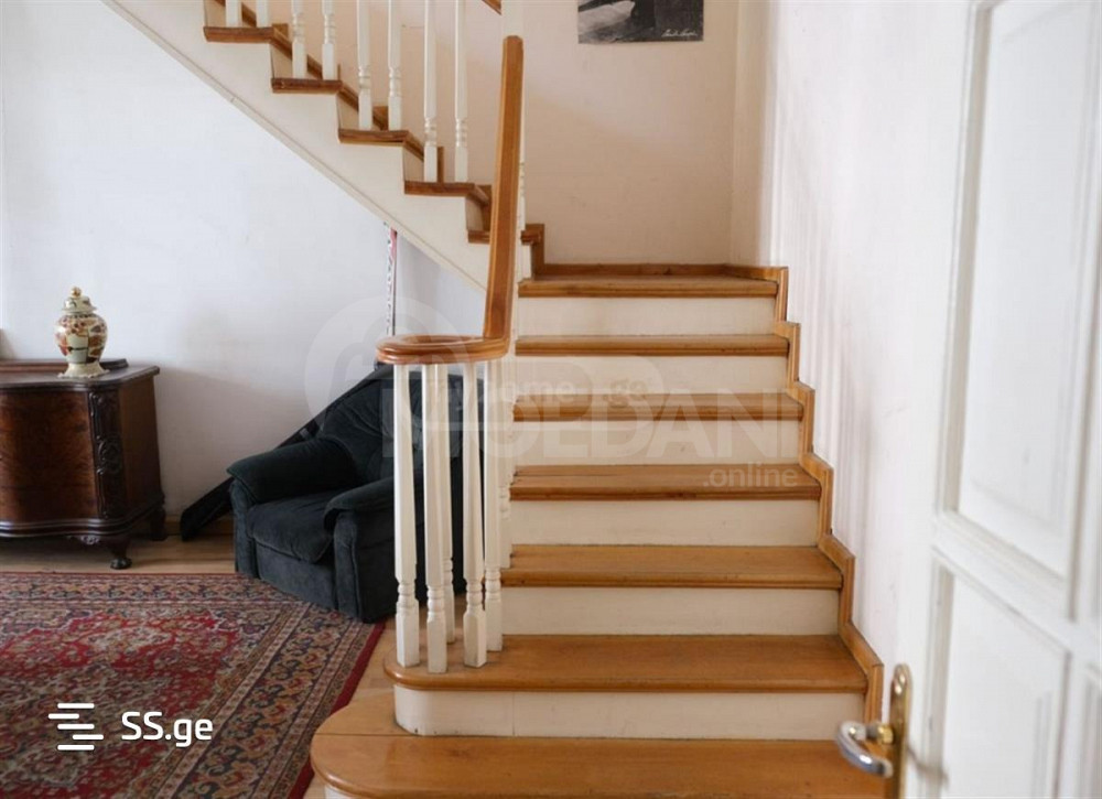 Продам 5-комн. квартиру 248м² 3/3 эт. Тбилиси - изображение 7