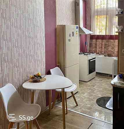 Apartments For Sale seven-room + 200м² 2/2 floor Tbilisi