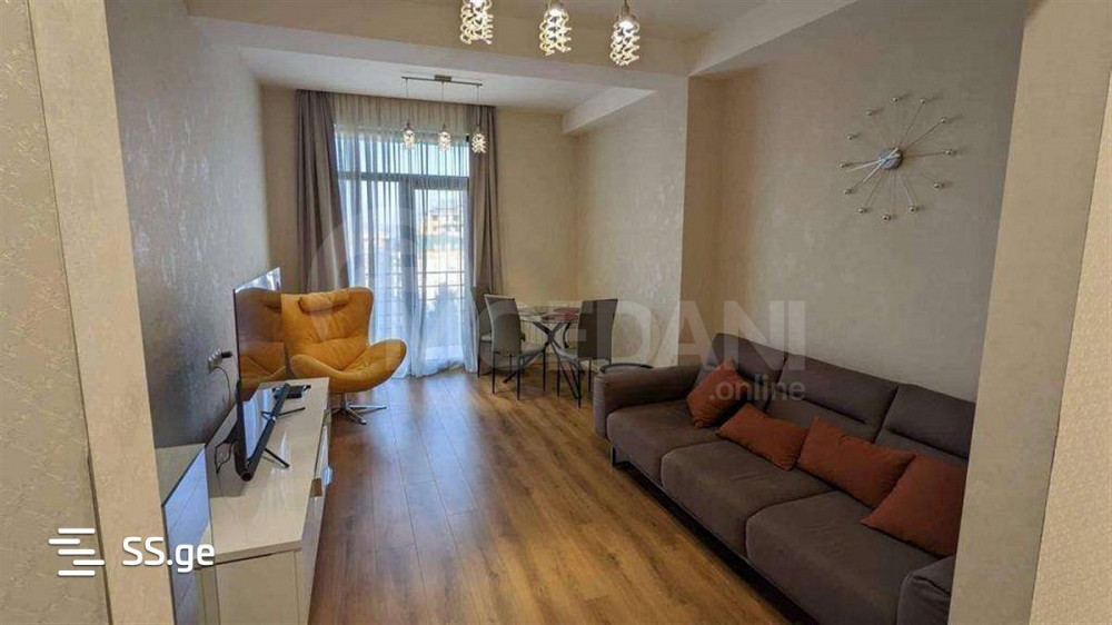 იყიდება 3 ოთახიანი ბინას 94მ² 3/5 სართ თბილისი - photo 4