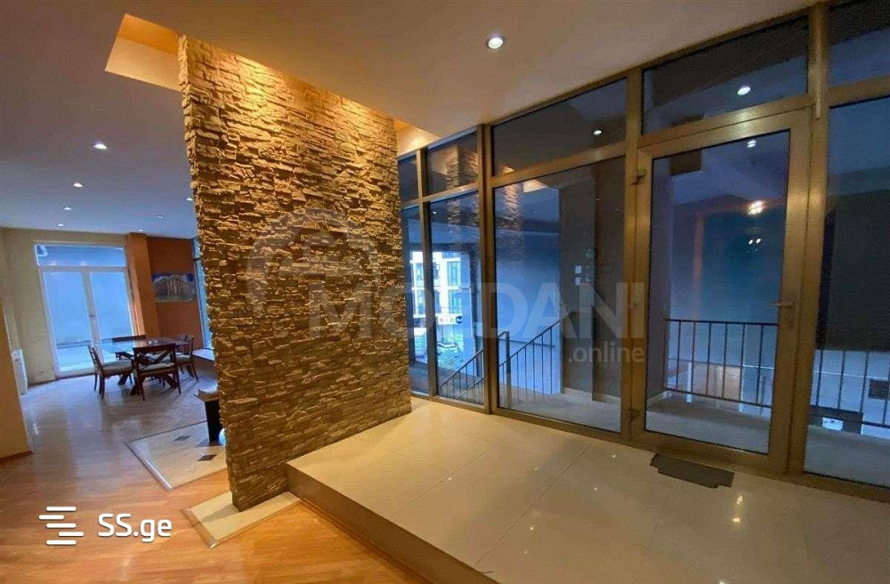 იყიდება 4 ოთახიანი ბინას 190მ² 2/9 სართ თბილისი - photo 1