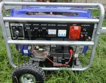 Generator 7.5 kV 380-220-12 volts Tbilisi - photo 2