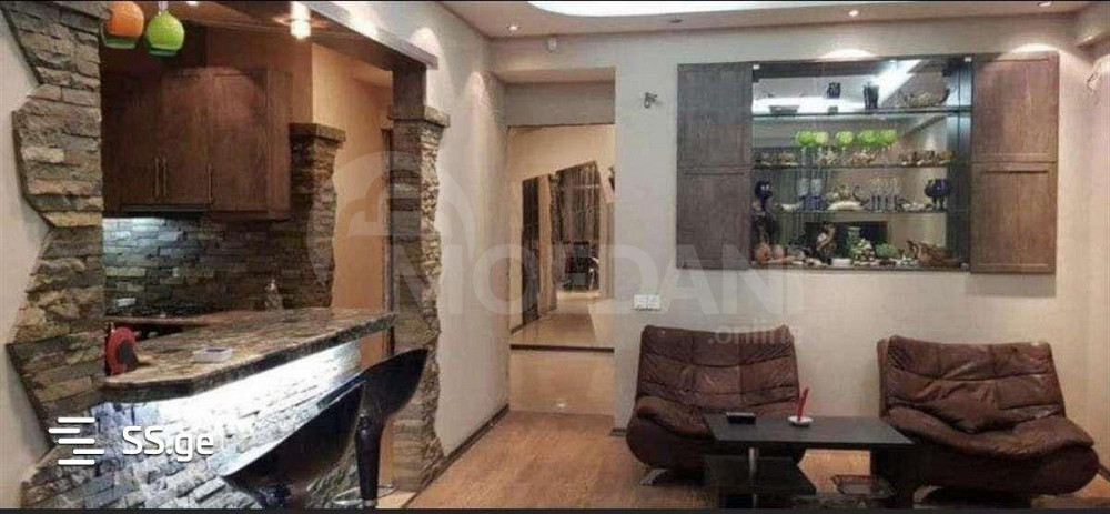 Apartments For Sale three-room 98м² 3/9 floor Tbilisi - photo 4