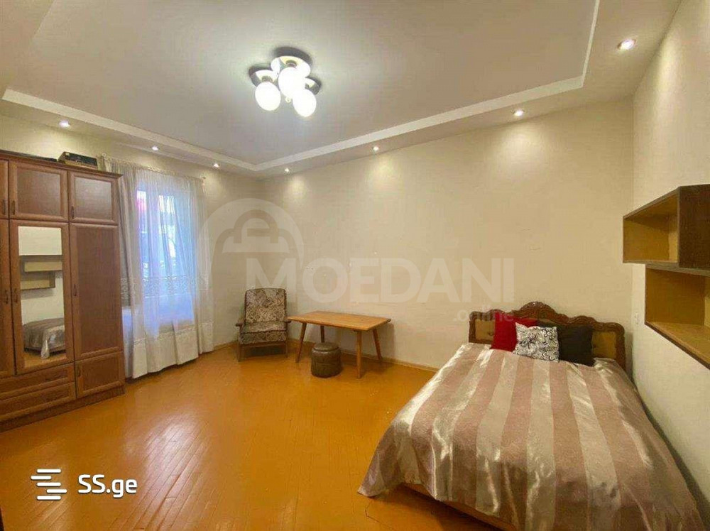 Продам 2-комн. квартиру 43м² 1/2 эт. Тбилиси - изображение 1